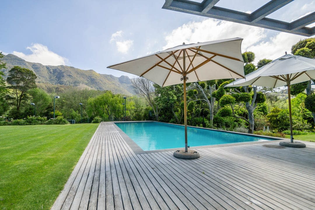 Three Peaks Productions • Garden Locations around Cape Town